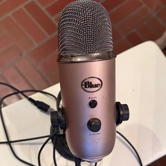 Blue Black and Silver Microphone - Picture 3 of 5